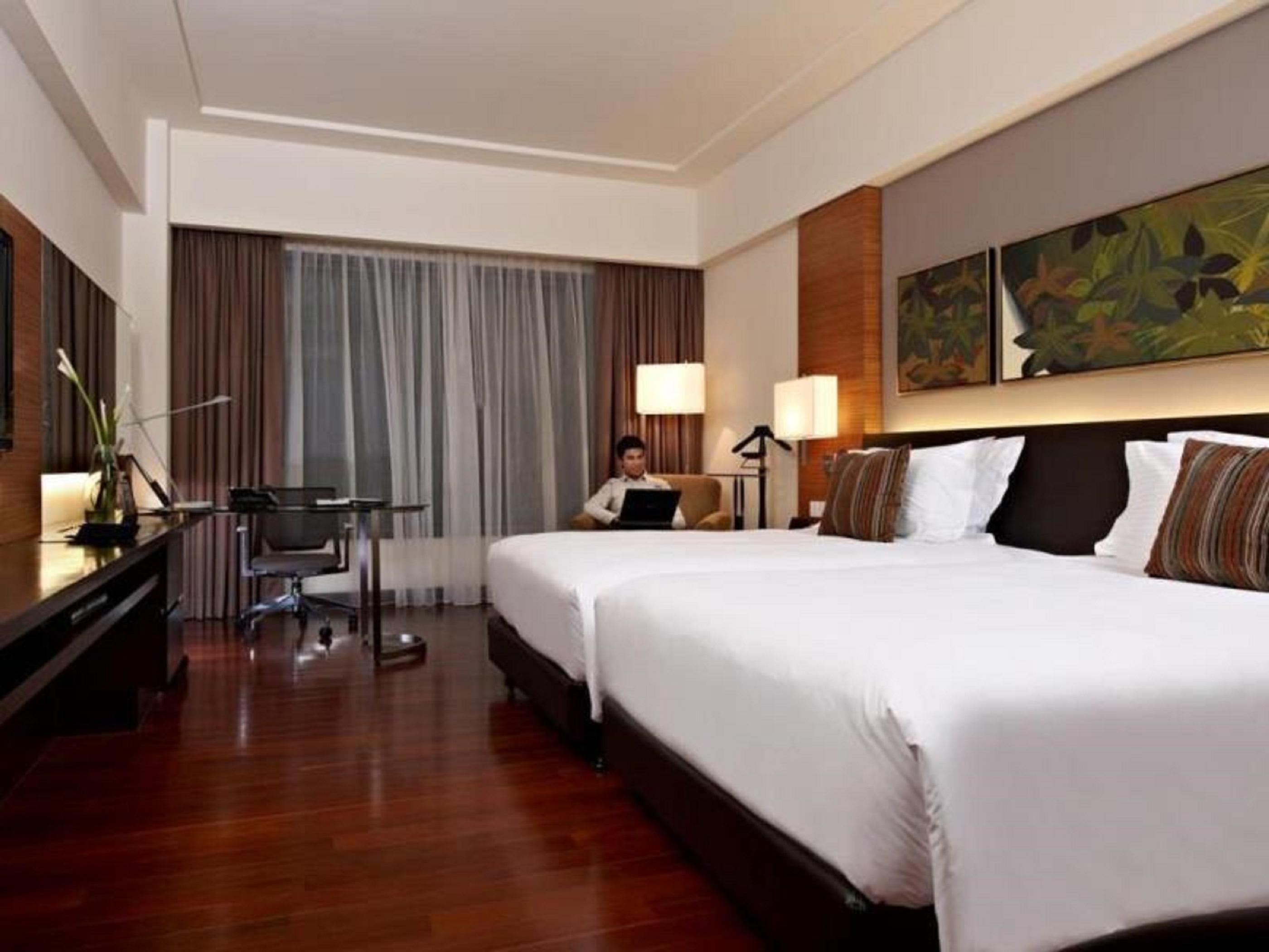 Impiana Klcc Hotel Куала-Лумпур Экстерьер фото