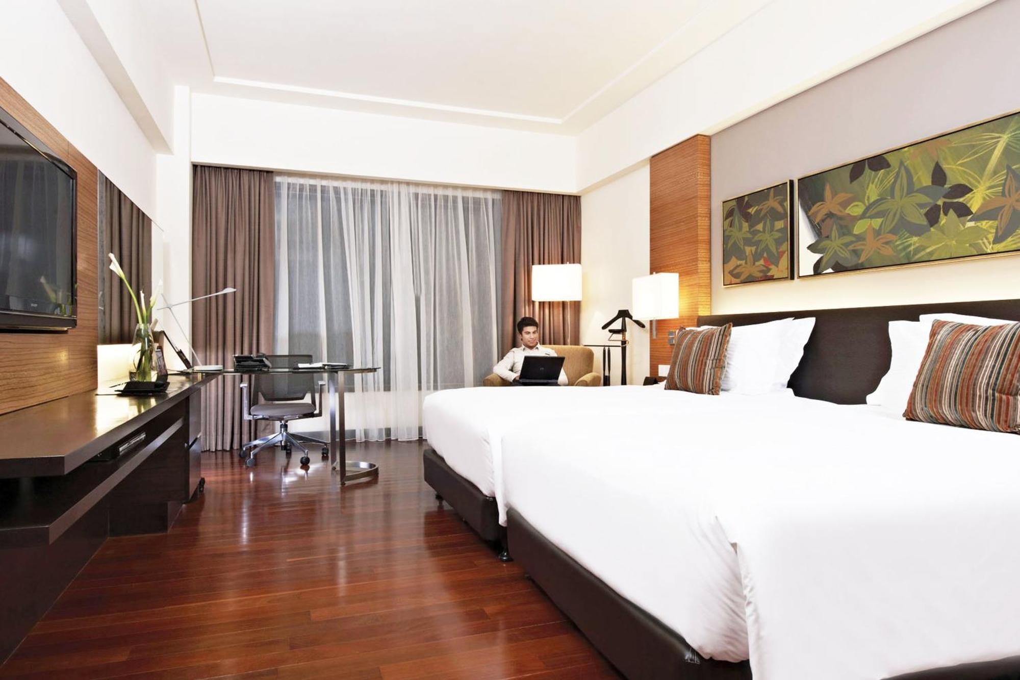 Impiana Klcc Hotel Куала-Лумпур Экстерьер фото